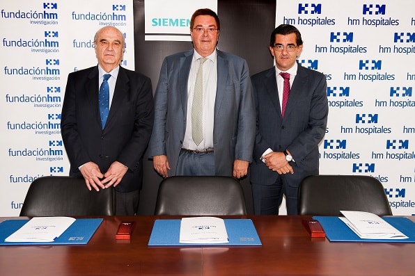 2015 07 22 el dr. alfonso moreno, d. luis cortina y el dr. juan abarca cidón (1)