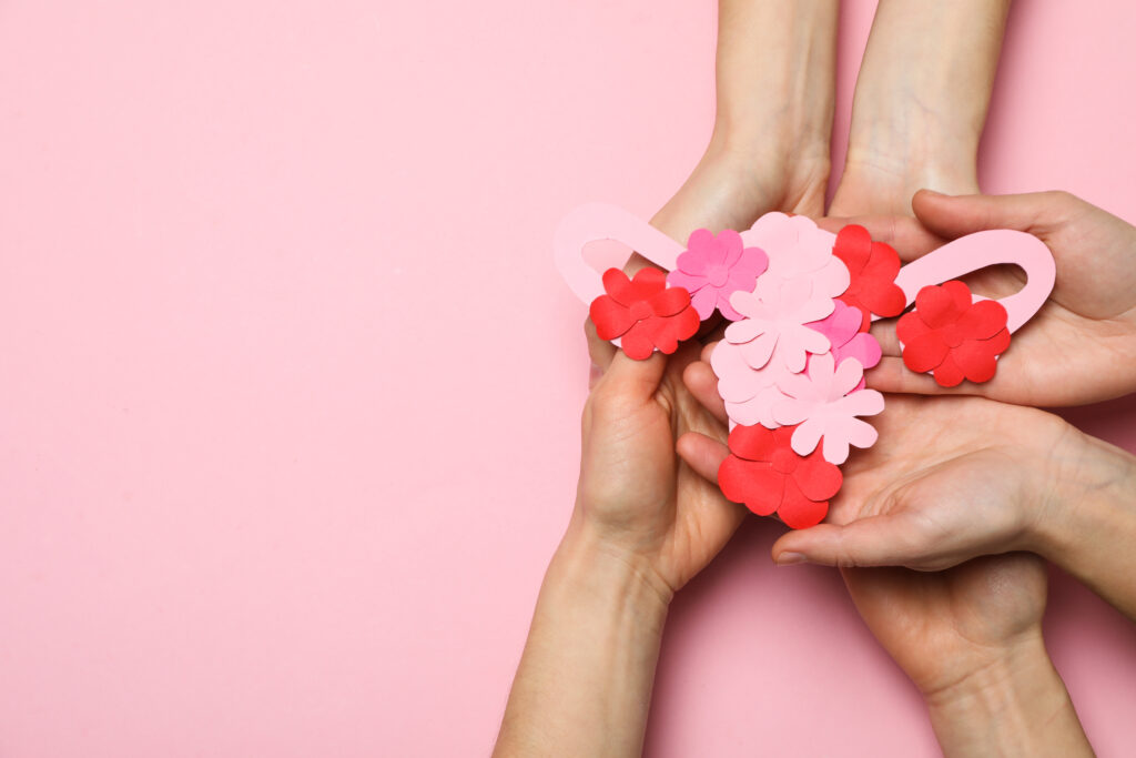 Manos de mujeres y lucha contra el cáncer de útero