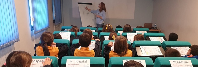 Imagen para: Visita de alumnos del Colegio Santa Teresa de León