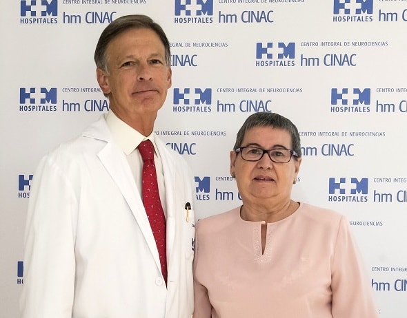 Imagen para: Pacientes con temblor esencial y enfermedad de parkinson recuperan su vida normal gracias a un innovador tratamiento que evita la cirugía intracraneal