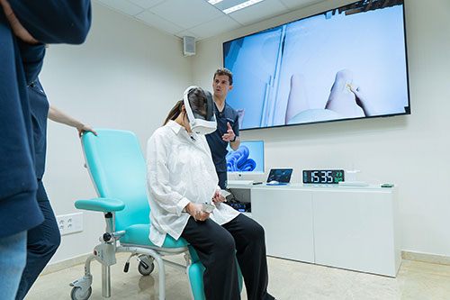 Imagen para: HM Puerta del Sur se convierte en el primer hospital español en incorporar Gestaverso, un simulador de parto en el metaverso