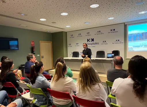 Imagen para: HM Hospitales ofrece a sus profesionales conferencias a cargo de la Fundación Olivares