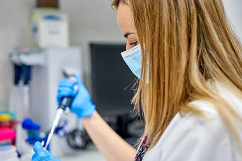 Casi mil pacientes se benefician de los más de 300 ensayos clínicos desarrollados por la Fundación de Investigación HM Hospitales en 2023