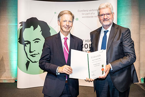 Imagen para: El doctor José Obeso recibe el Alexander Von Humboldt-J. C. Mutis Research Award por su trayectoria científica