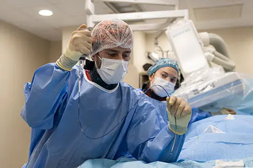 Imagen para: El Hospital HM Nou Delfos le devuelve la calidad de vida a una paciente con una obstrucción del conducto biliar complicada