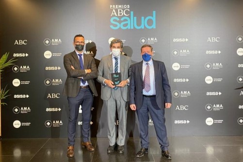 Imagen para: HM Hospitales recibe el Premio ABC Salud por su proyecto innovador ‘COVID DATA SAVE LIVES’