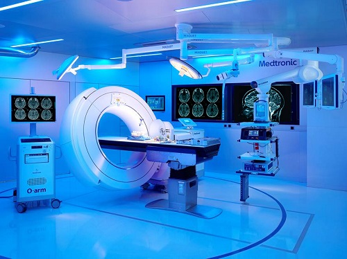 Imagen para: HM San Francisco se convierte en referente en Neurocirugía al adquirir el sistema de imagen intraoperativa O-arm de Navegación S8