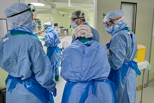 Imagen para: Los anticuerpos IgG frente al SARS-CoV-2 adquiridos tras la infección natural se mantienen más allá de los 12 meses