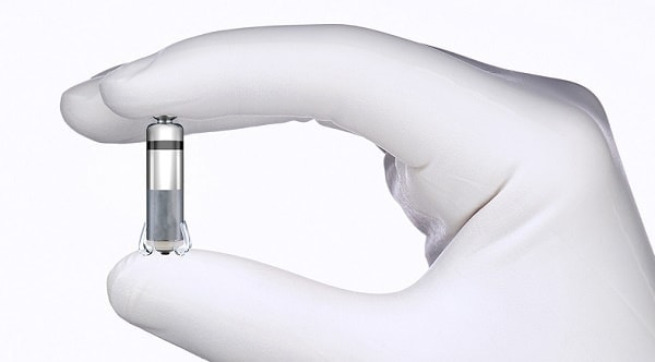 Cirujanos Cardiovasculares de HM Madrid instalan un marcapasos MICRA con un procedimiento de implante mínimamente invasivo