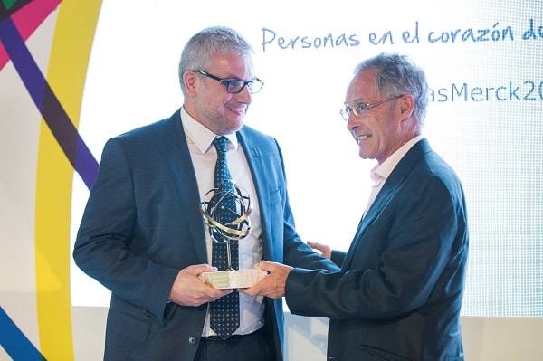 El Dr. Jesús García-Donas recibe fondos de la Fundación Merck Salud para la investigación de terapias avanzadas en cáncer de ovario de células de la granulosa