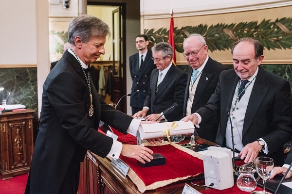 El Dr. José A. Obeso