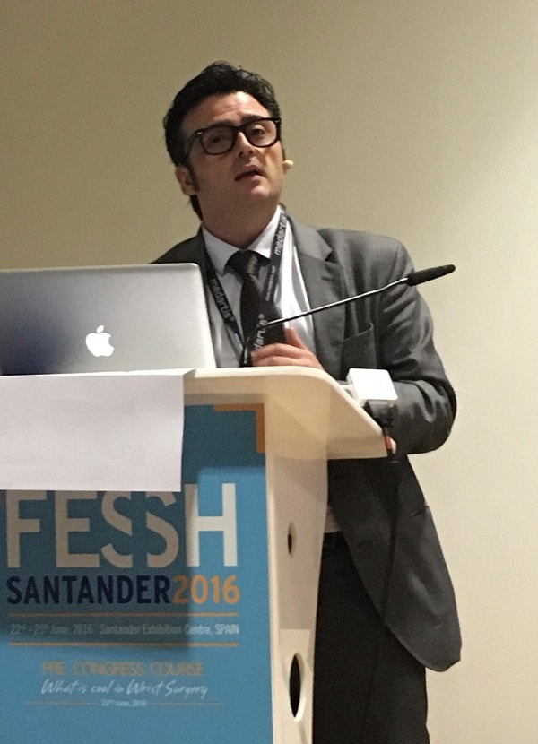 Imagen para: El Dr. Pedro J. Delgado, Jefe de la Unidad de Mano de HM Montepríncipe, presenta en el Congreso de la FESSH una nueva técnica de reconstrucción asistida por artroscopia del escafoides