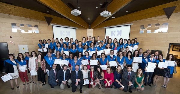 Acto académico de despedida de la 2ª promoción de técnicos en cuidados auxiliares de enfermería y la 1ª de técnicos en farmacia y parafarmacia del IHMPB