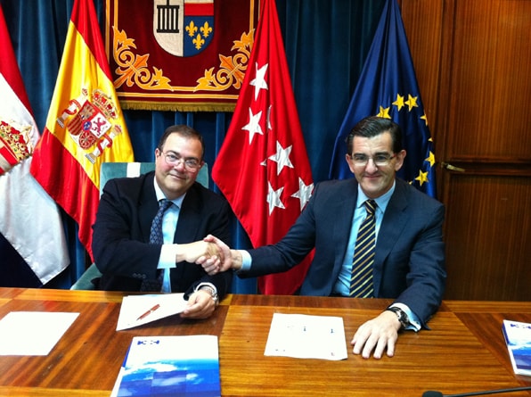 Firma del convenio de colaboración para promocionar la salud a través del deporte entre HM Hospitales y el Ayto. de San Lorenzo de El Escorial