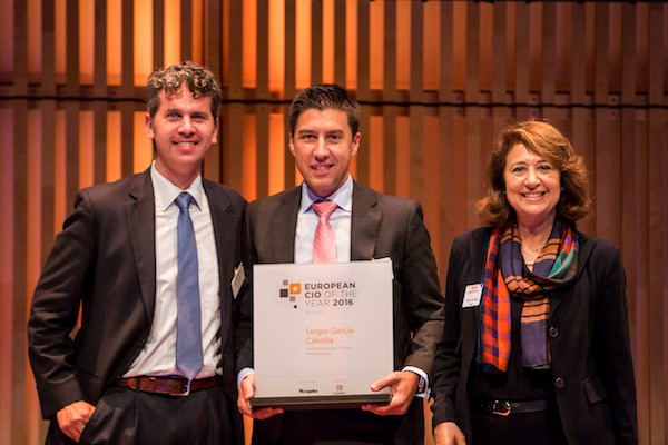 2016 07 01 sergio garcía recogiendo el premio