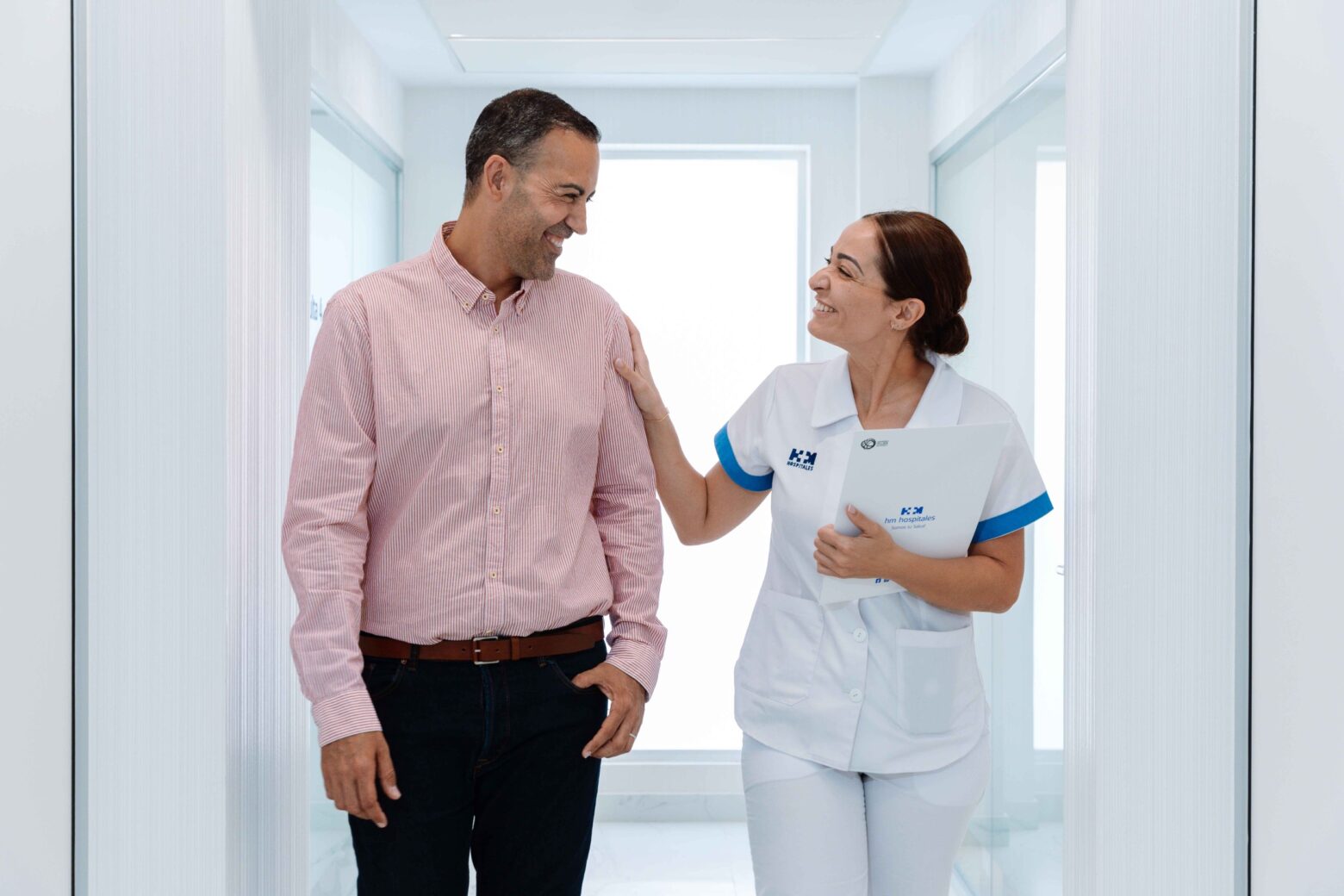 Imagen para: Clesseys_HMHospitalesSE-09658