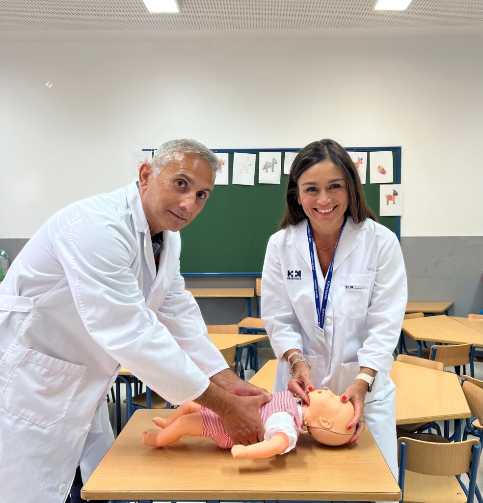 El proyecto ‘Los minutos de la vida’ de HM Hospitales llega a Málaga para formar a familias en primeros auxilios