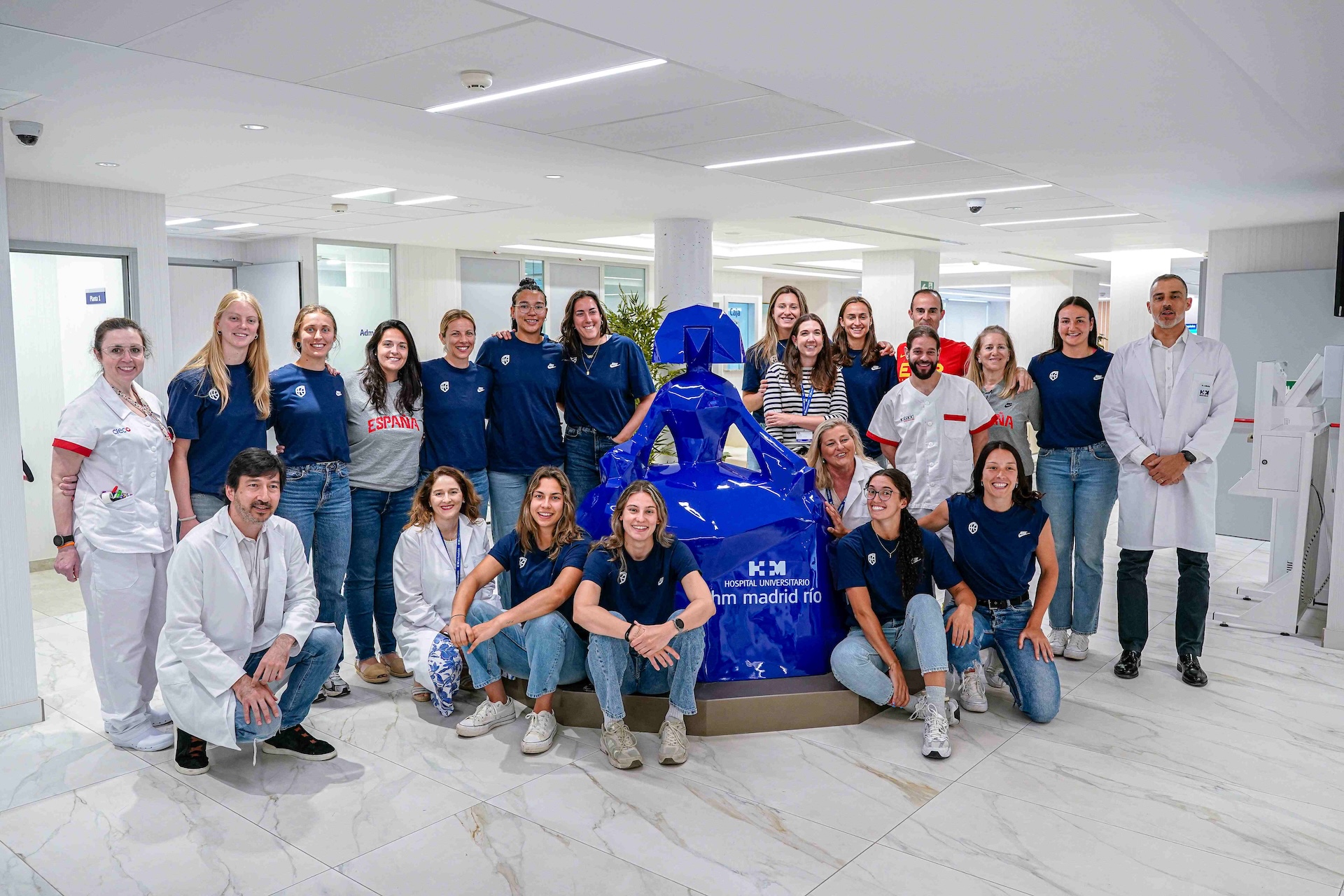 Imagen para: Las Selecciones Españolas 3×3 masculina y femenina superan con éxito su reconocimiento médico en HM Hospitales