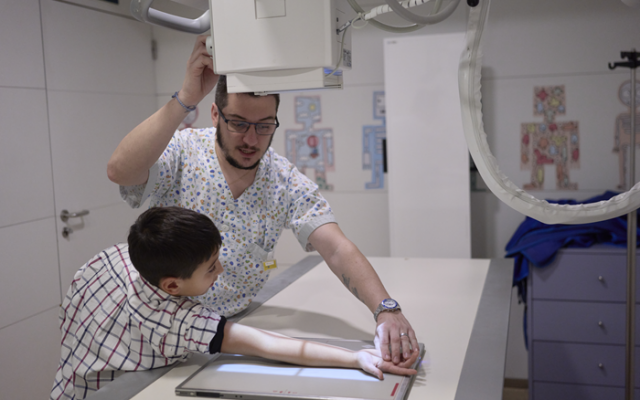 Urgencias nens tecnologia