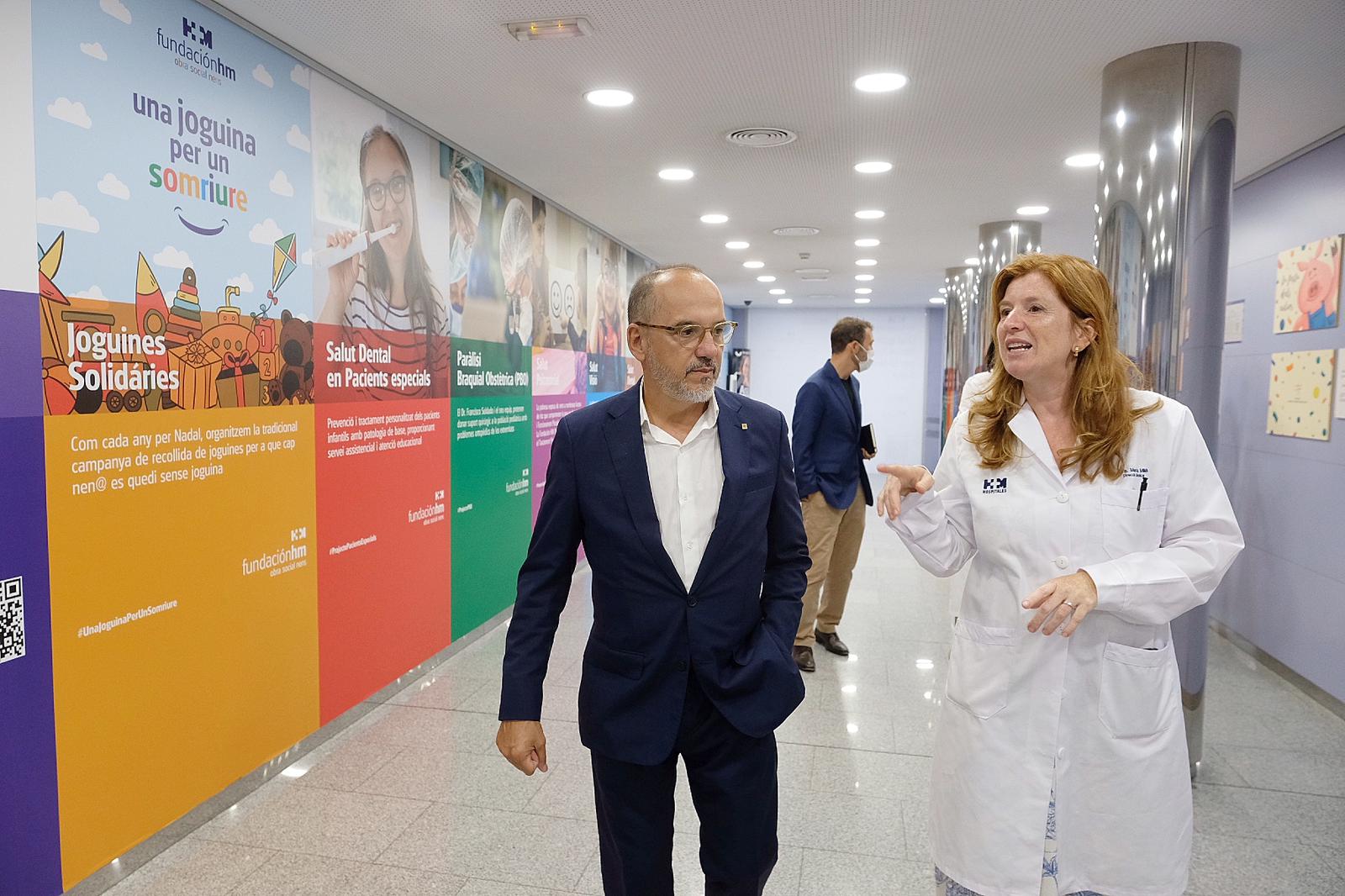 Imagen para: El conseller de Drets Socials visita l’Hospital HM Nens
