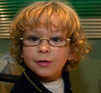 Imagen para: ¿Cómo escoger de forma adecuada las gafas de los niños?