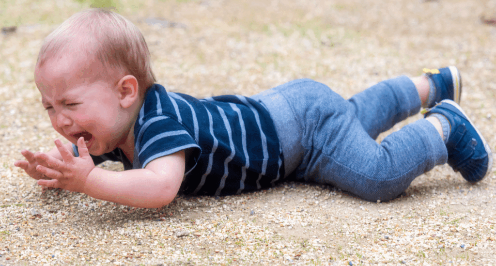 ¿Cómo podemos prevenir los accidentes infantiles en bebés y niños?