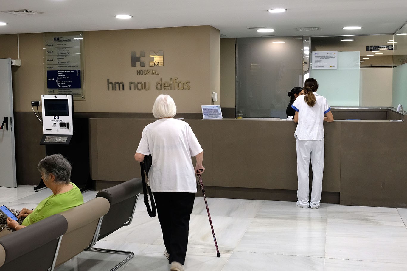 Recepción hm nou delfos 2