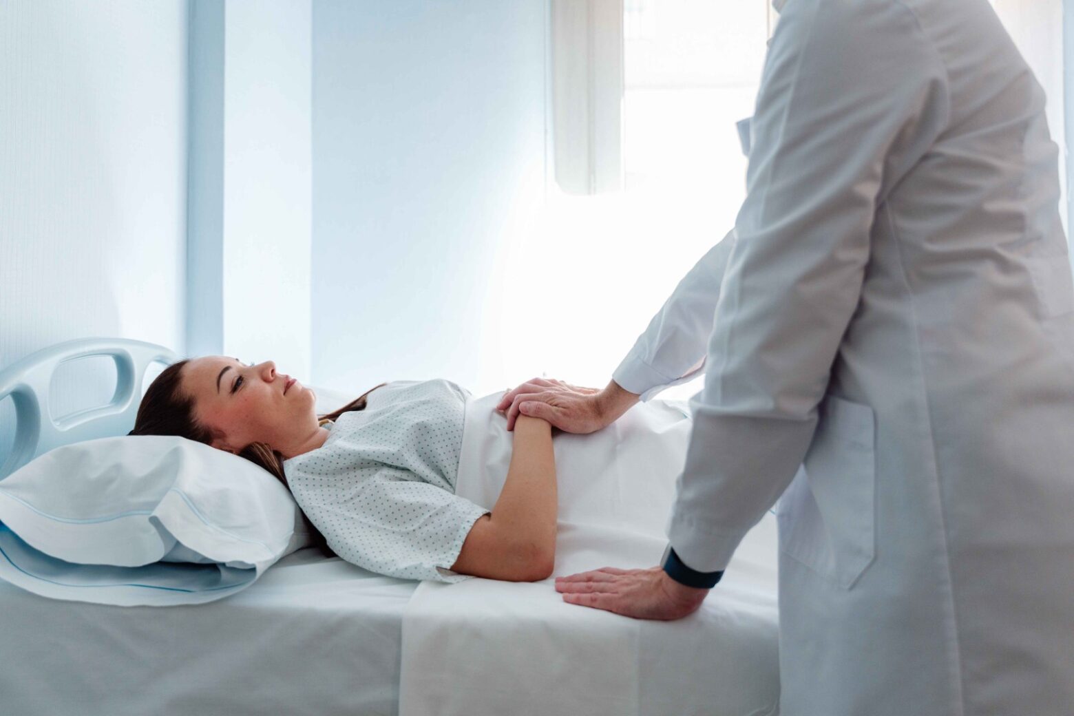 Habitacion paciente y doctora 2