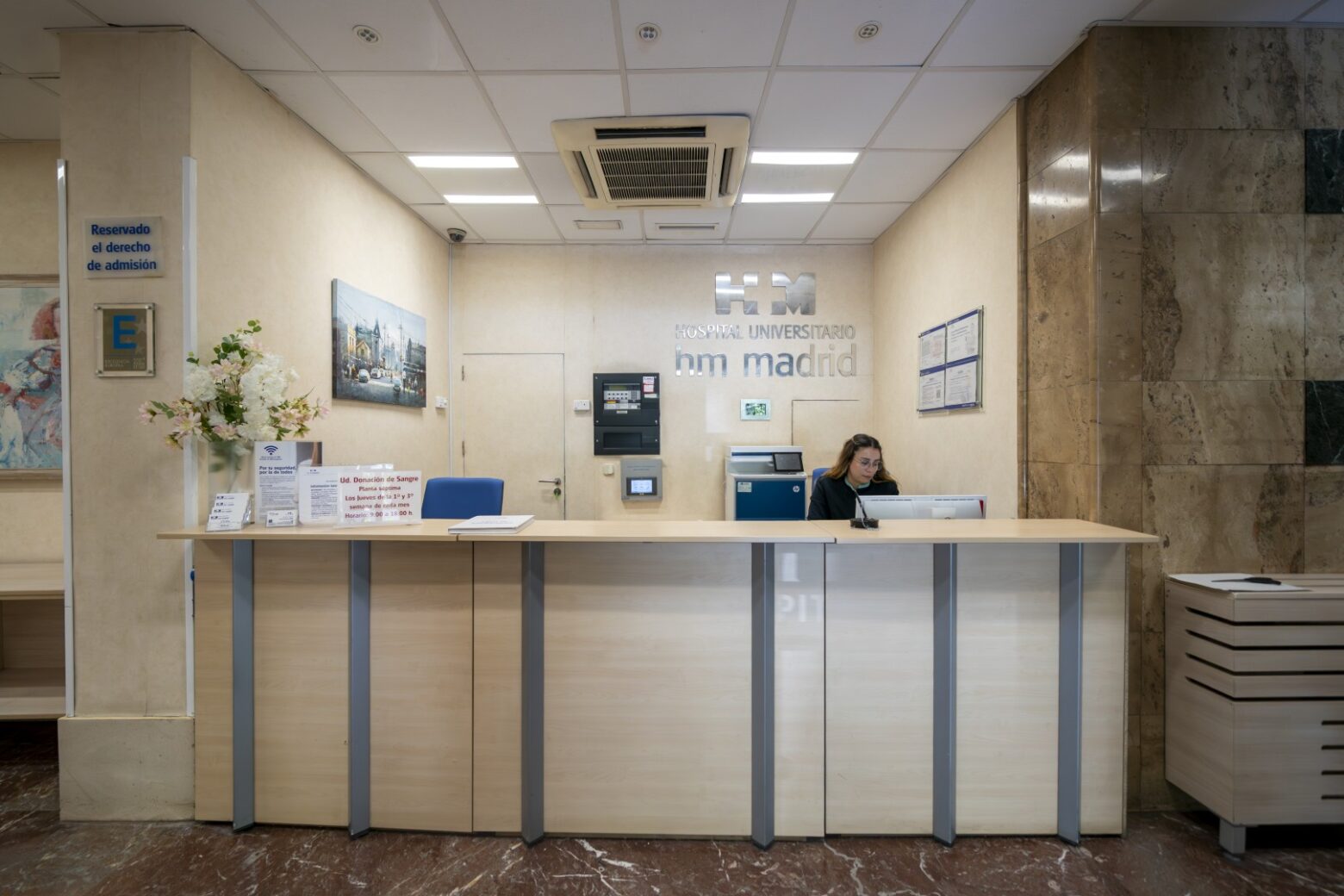 Hm madrid instalaciones 42 recepcion