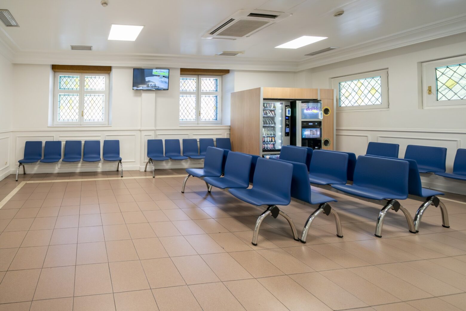 Hm madrid instalaciones 32 sala de espera