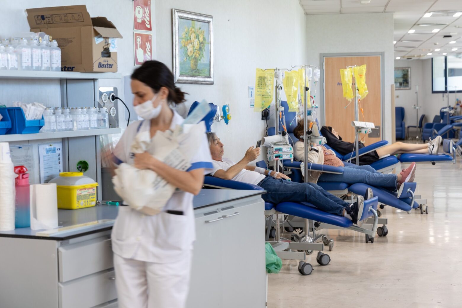 CIOCC HM Sanchinarro. Pacientes recibiendo sesión de quimioterapia.